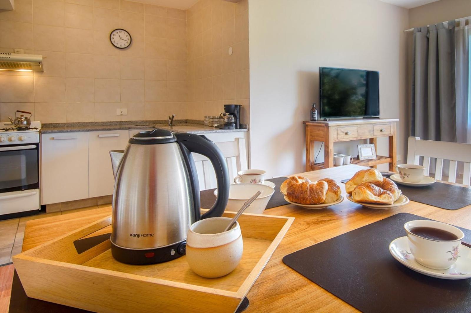 Apartment Equs *